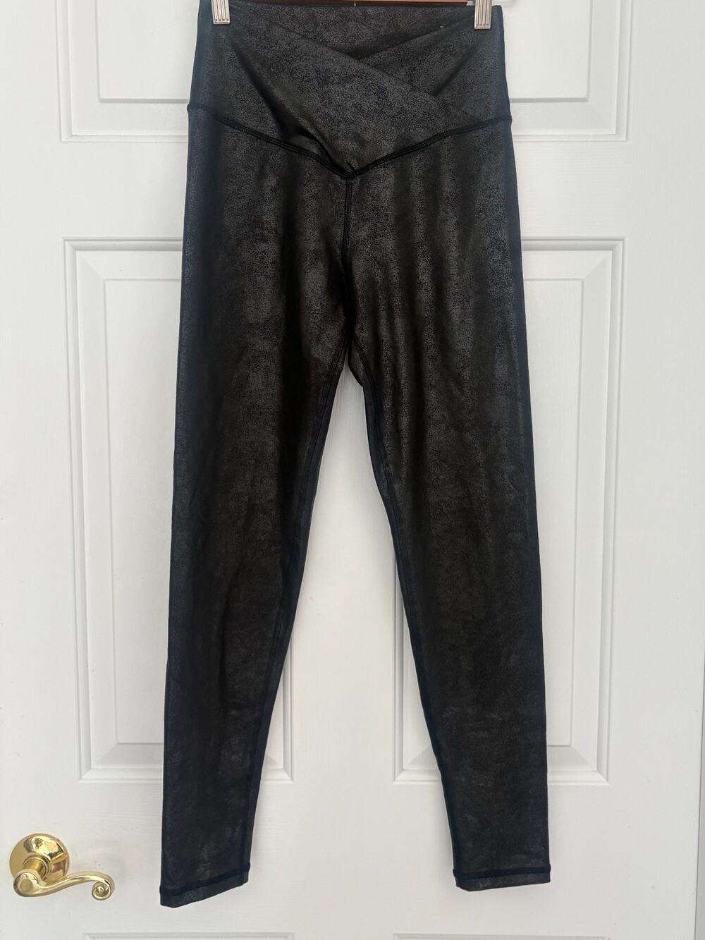 OFFLINE by Aerie Real Me Crossover Leggings Black Shimmer High Rise M 4-8